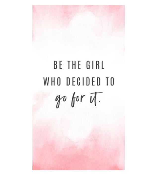 Thoughts Thoughts Thoughts 💥... #ThursdayThoughts 💭 #BeThatGirl 🌷 #GoForIt 💪🏼 #QuotesThatInspire 🙌🏼 #GoByCaprice 💋 x